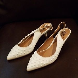 Kitten heels by Signature - 2 1/2 inch heel